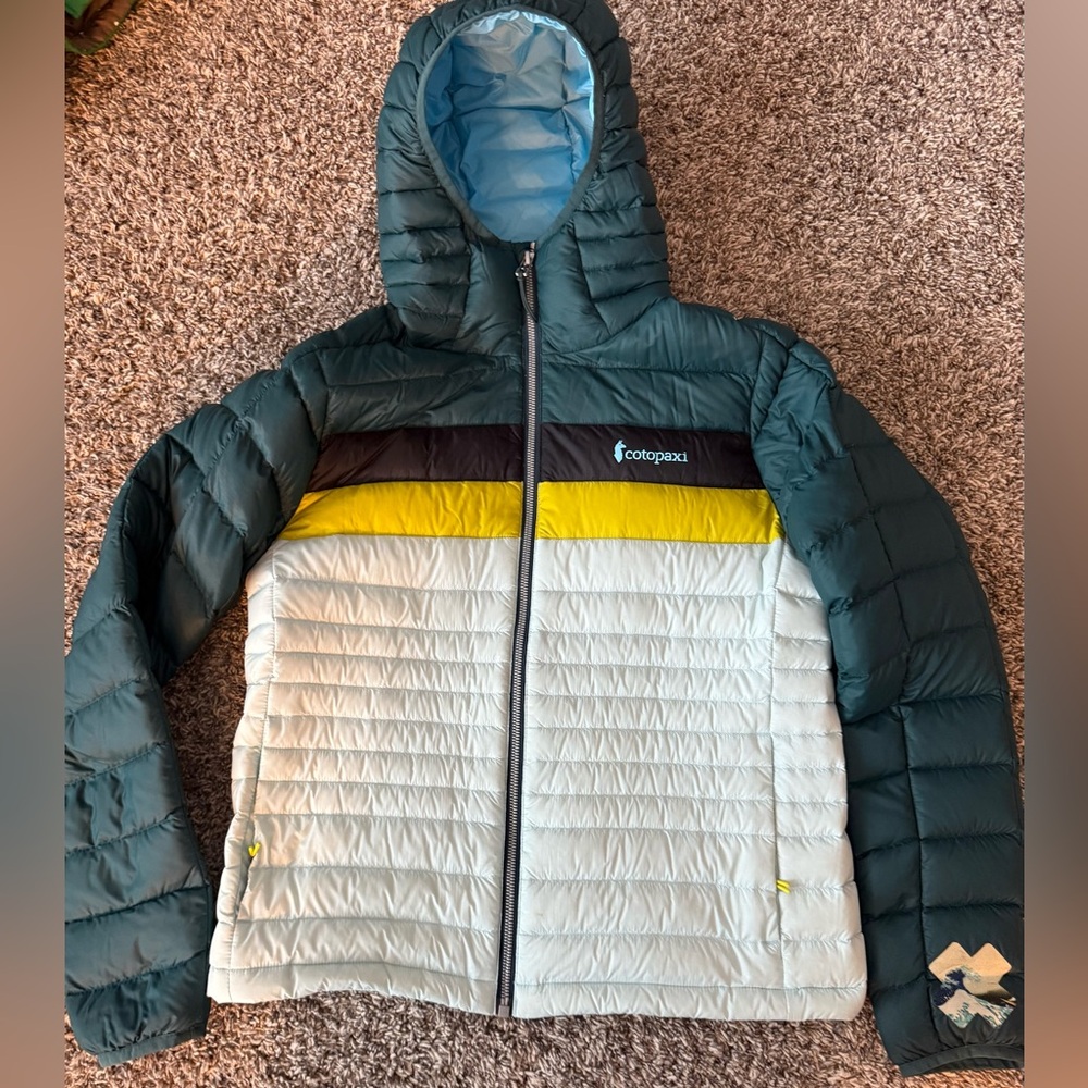 Hooded Women’s Cotopaxi-Small
